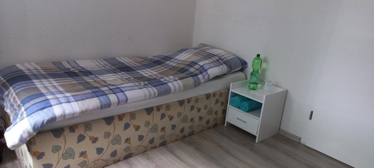 Messe Luxury Room Ганновер Экстерьер фото