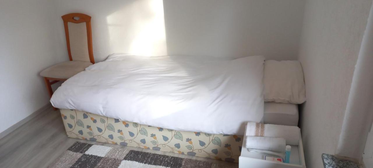 Messe Luxury Room Ганновер Экстерьер фото